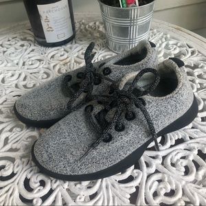 Grey and Black Wool Runners